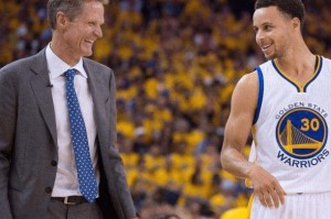  尼斯主帅赛后炮轰裁判，争议判罚引发舆论风波  