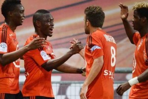  法甲新军洛里昂爆发，主场掀翻传统豪强  