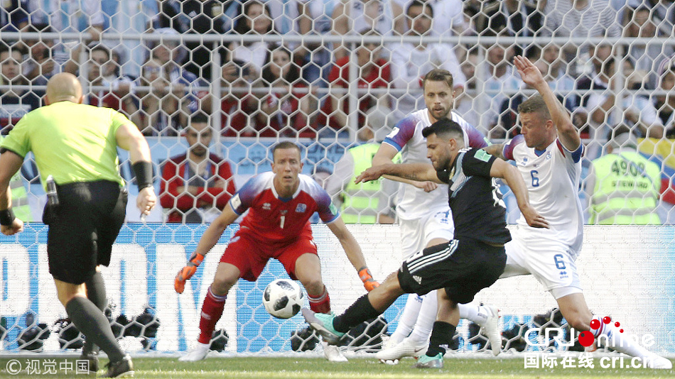  都灵主场顽强逼平豪门  